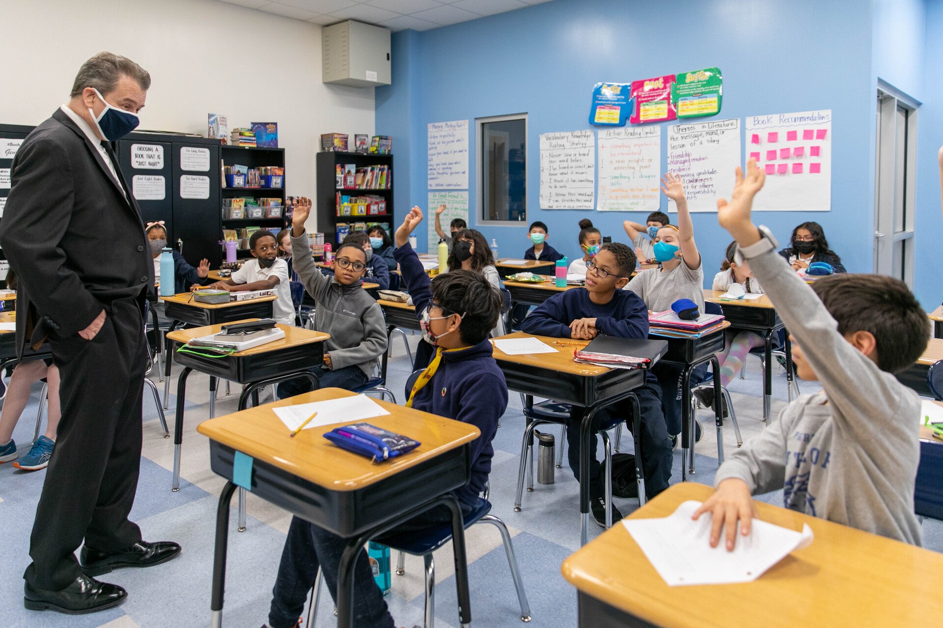 CEO Martinez at South Loop Elementary Classroom