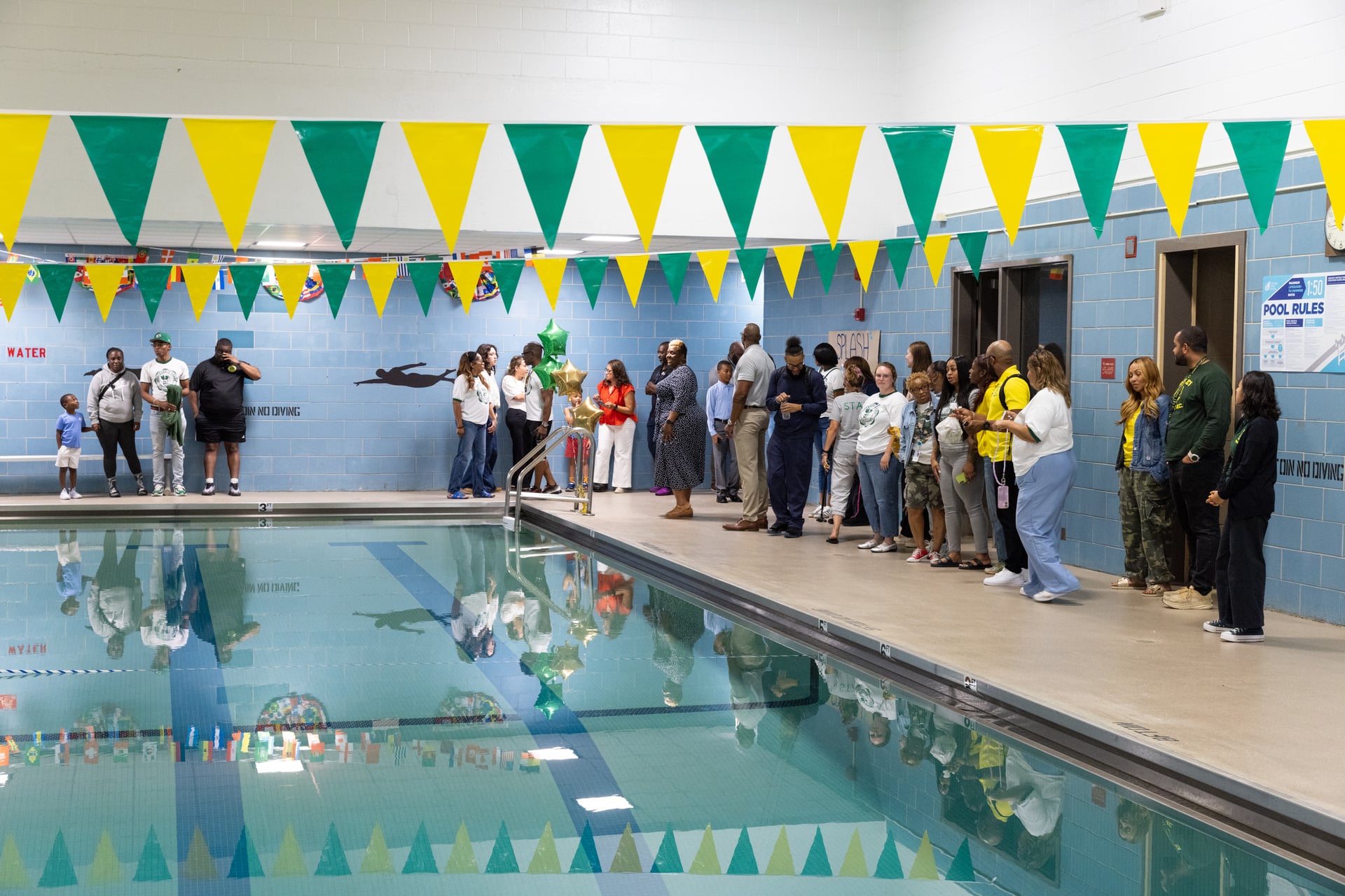 2026-08-20-PoolRibbonCutting-BEASLEY-23.jpg