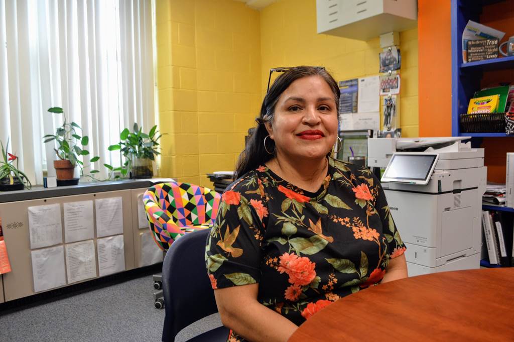 Ms. Rosa Hernandez