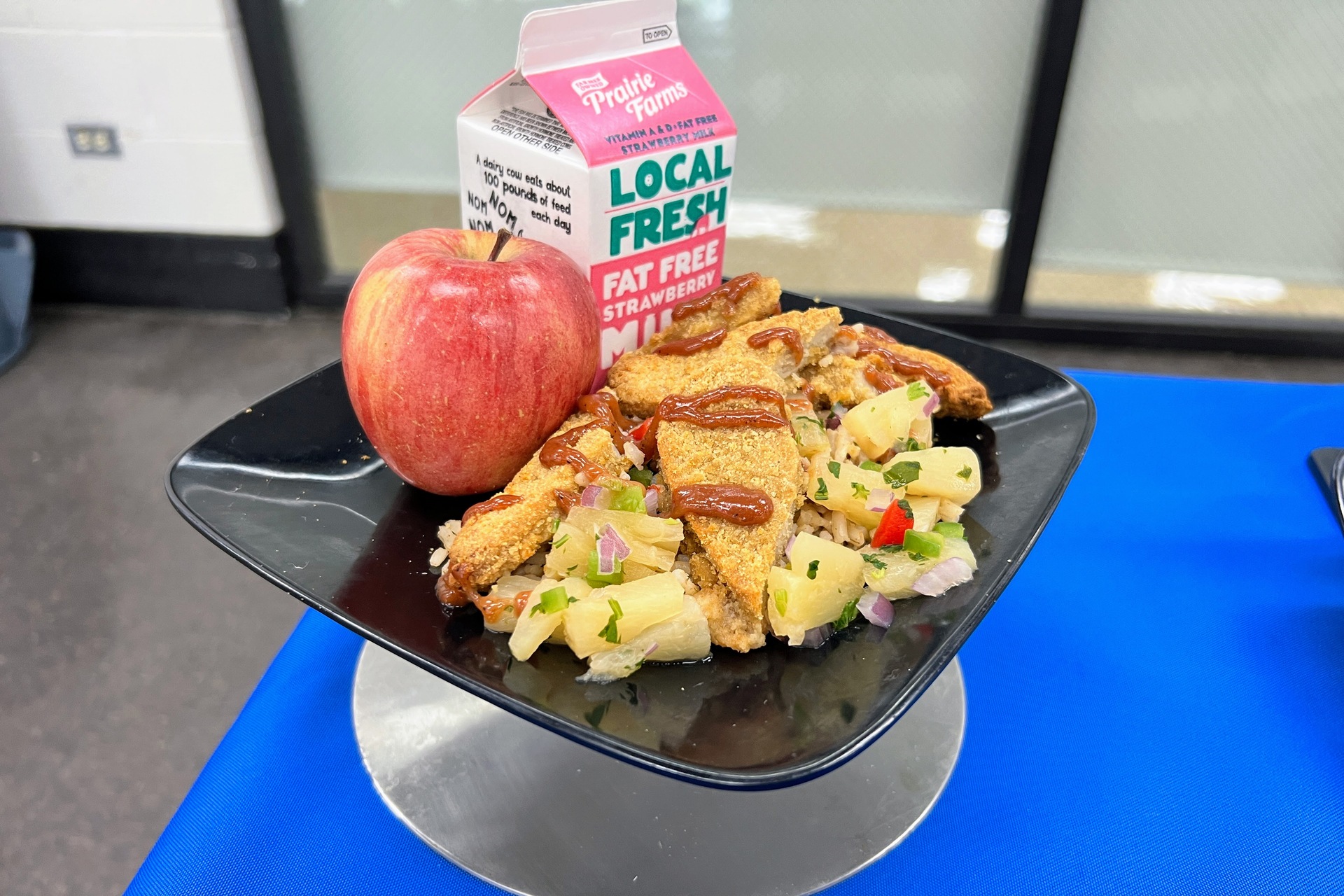 Food tray
