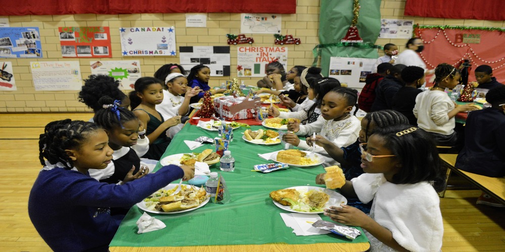 Students eating a meal