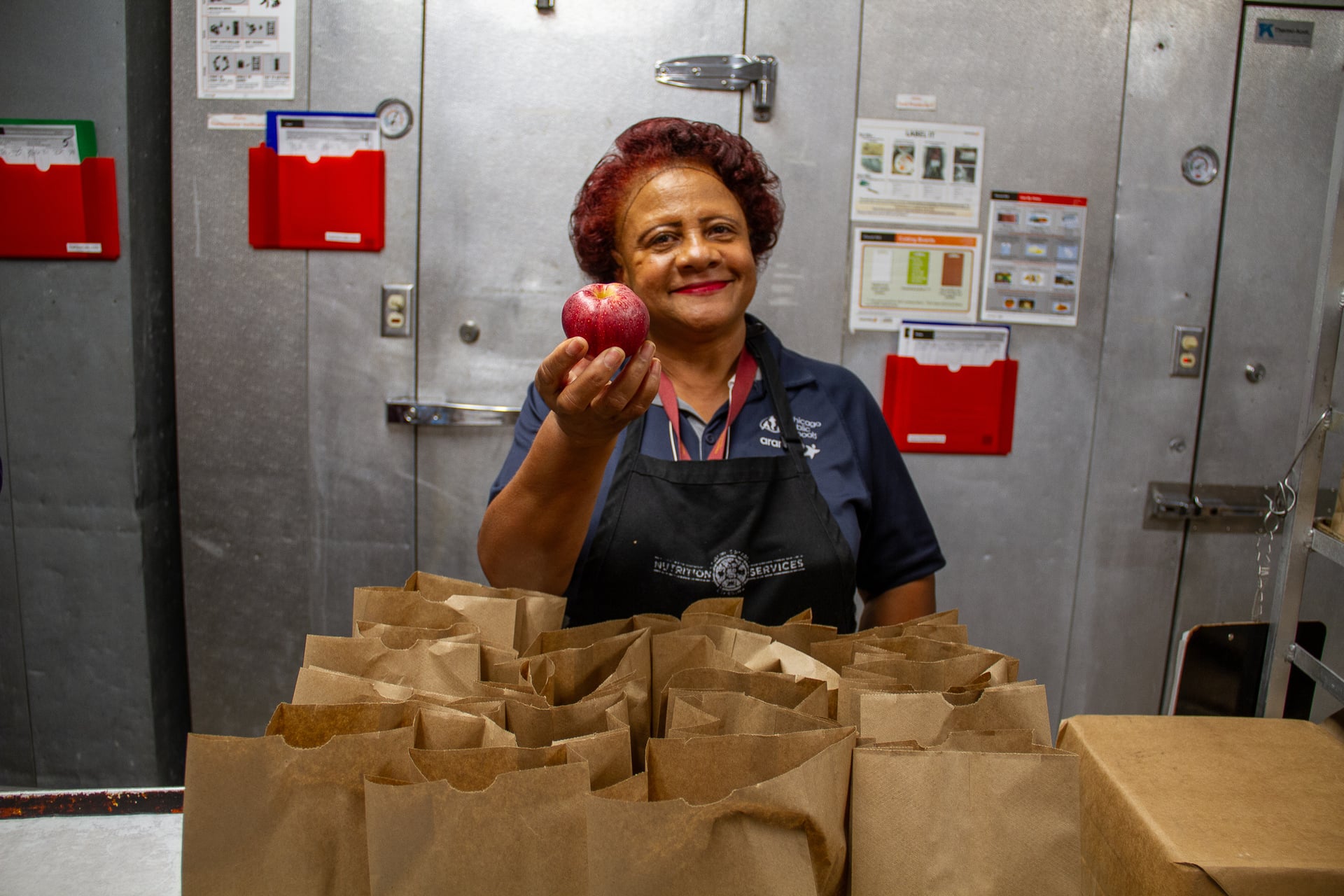 2025_10_10_Earle STEM_Lunchroom_Lunch staff_photos_3.jpg