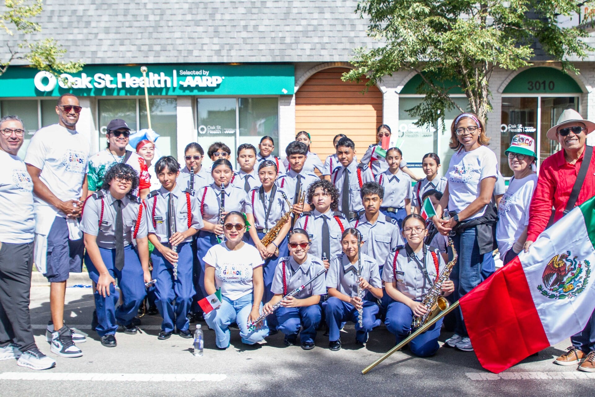 2026-09-14_Mexican Independance Day Parade_Little Village_CPS Staff + CeDO Asaf + CEO Dr. King_photos_15.jpg