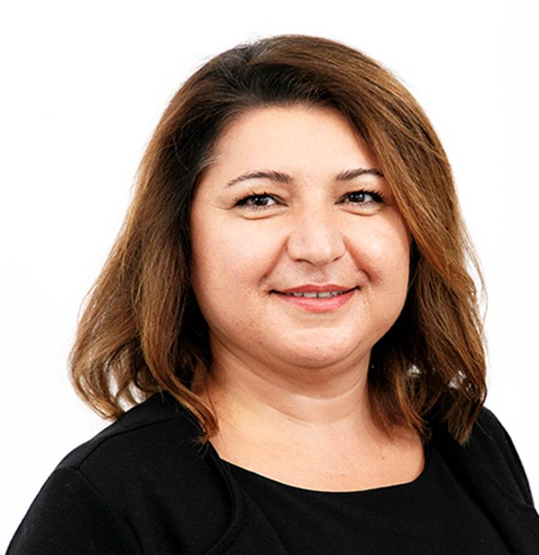 Headshot of Bogdana Chkoumbova