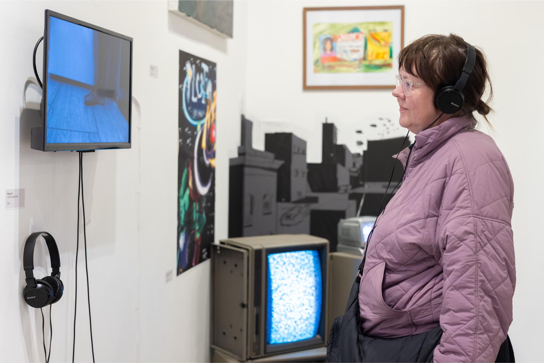 visitor viewing gallery